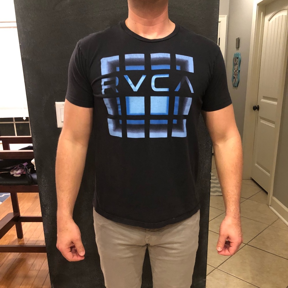 RVCA T-shirt size Large